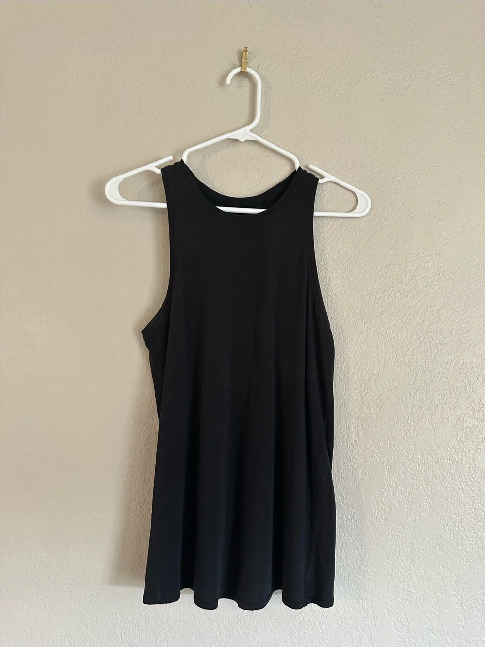 Lululemon All Tied Up Tank Size 6